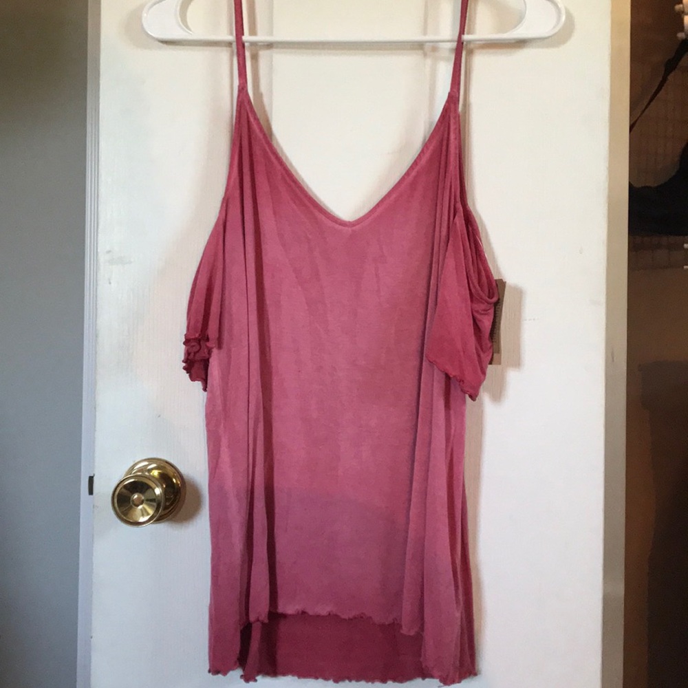 NEW WITH TAGS American Eagle off shoulder top